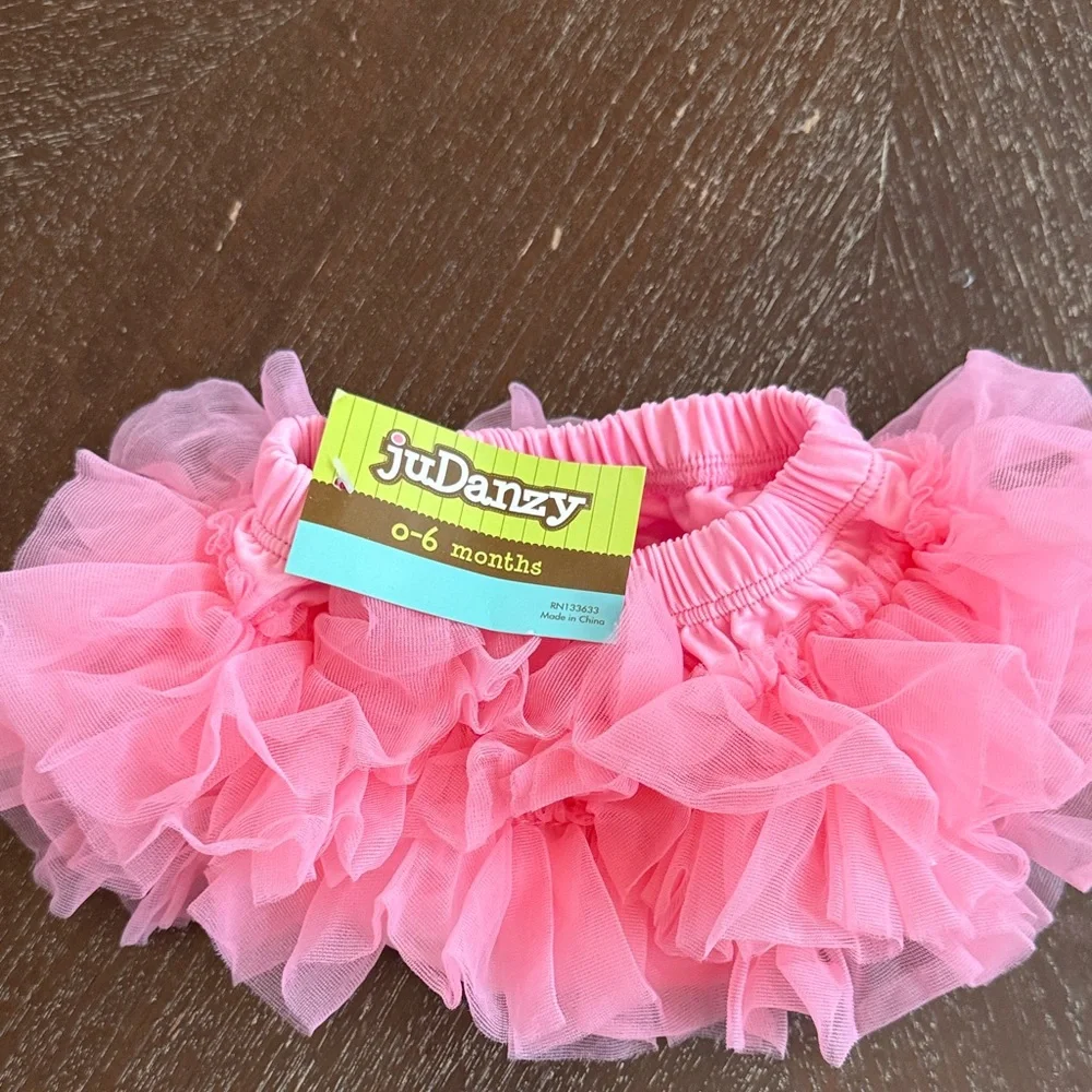 Danzy charming pink